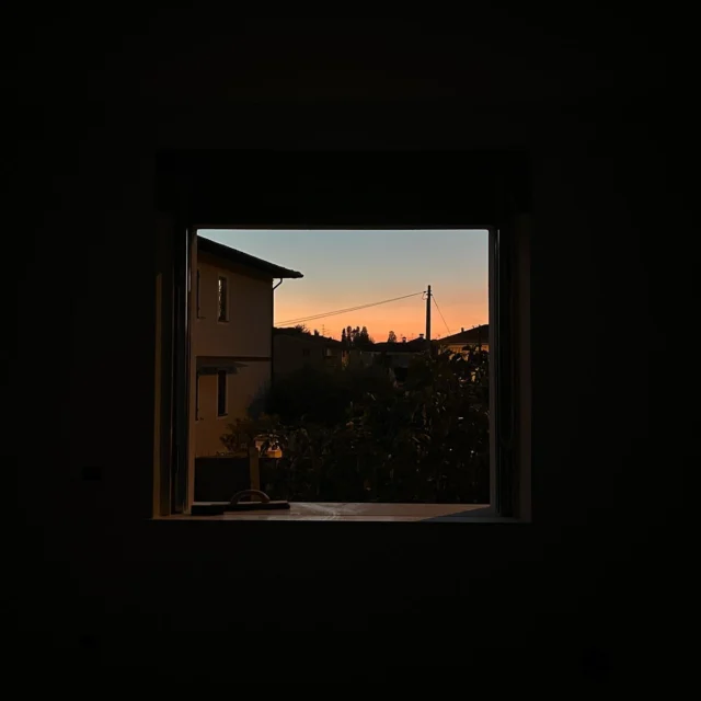 Sopralluogo al tramonto 
.
.
.
#casaBF 
#incantiere 🌅
#work #workinprogress 
#renovatioproject 
#sunset #sunsetversillia
#Pietrasanta #Versilia #Tuscany #Tuscanylovers #Toscana #FrancescoFioriArchitetto #FrancescoFioriArchitettura #studiofioriarchitettura 

#comingsoon 🔜
@massimiliano.m_lightingdesign